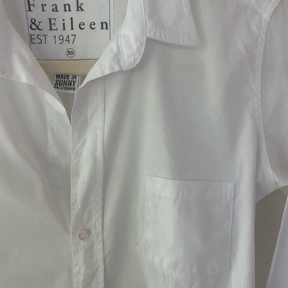 $278 Frank & Eileen Featherweight
Relaxed Button Up Shirt Sz X-Small - Picture 7 of 8